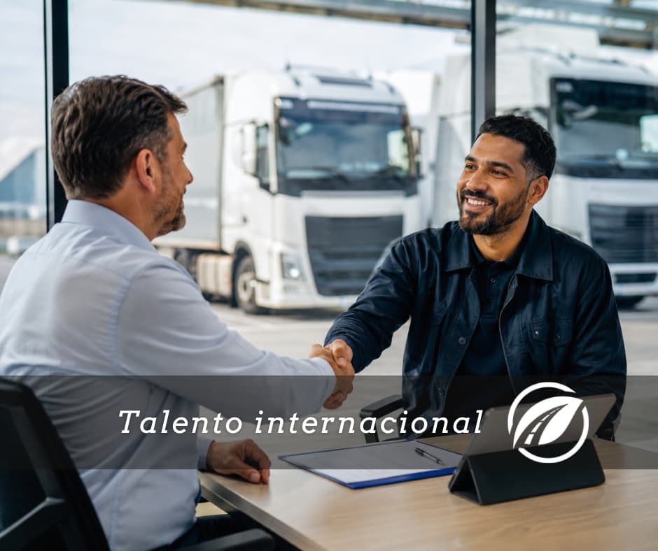 Empresa de transporte entrevistando a conductores internacionales como solución a la escasez de conductores en Europa